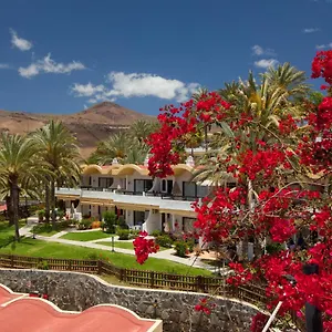 https://apartamentos-las-pitas.in-canary-islands.com