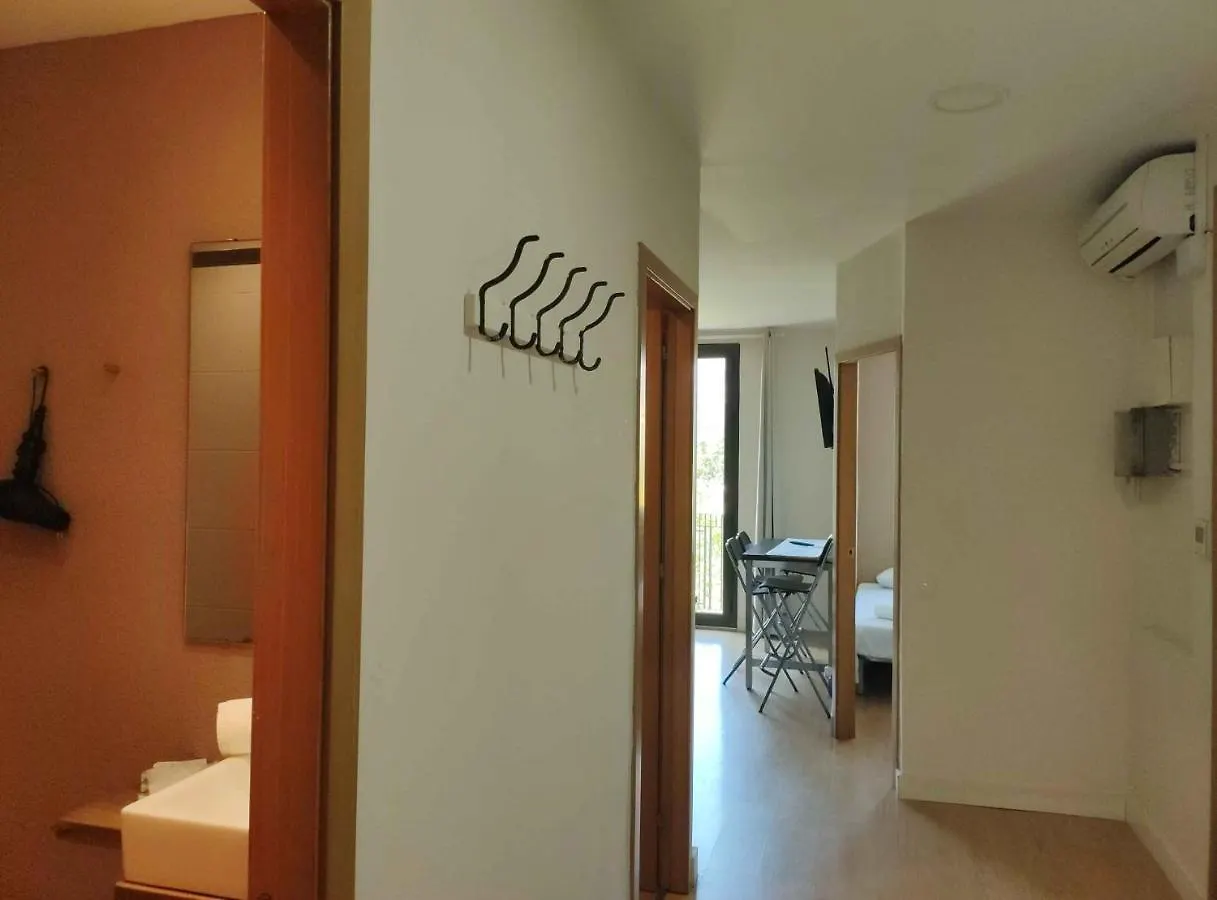 Diagonal Apartments Barcellona